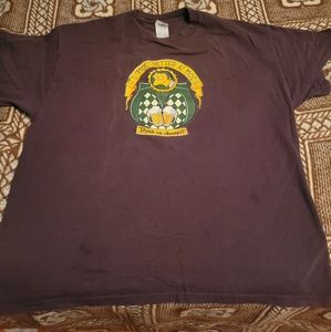 Simpson t shirt. MOs bar